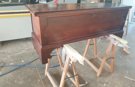 Mobili credenze vetrine soggiorni legno su misura Ancona Macerata (5)-min